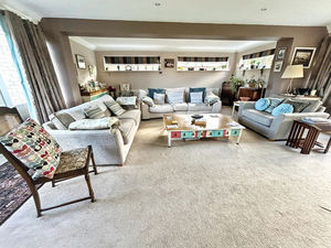 Photo 27- click for photo gallery